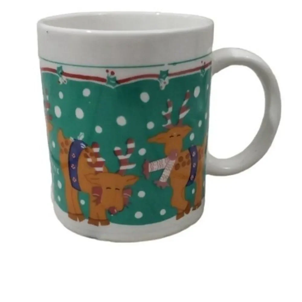 Vintage Reindeer Christmas Holiday Coffee Mug